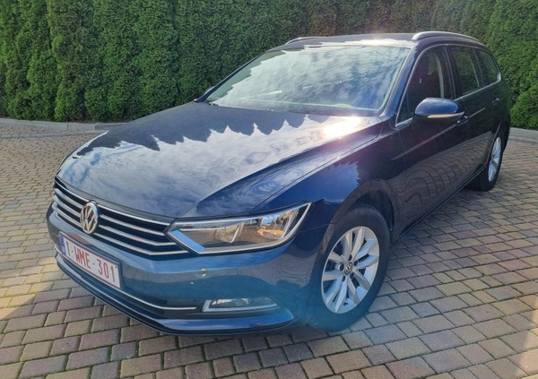 Volkswagen Passat cena 49900 przebieg: 189500, rok produkcji 2016 z Aleksandrów Kujawski małe 529